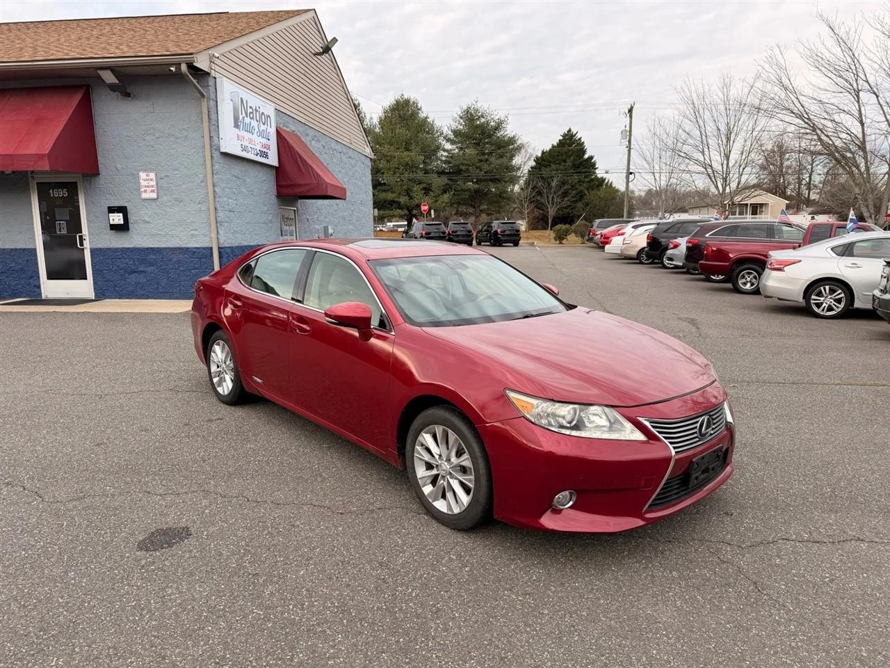 Lexus ES ES 300h Ultra Luxury FWD 2013