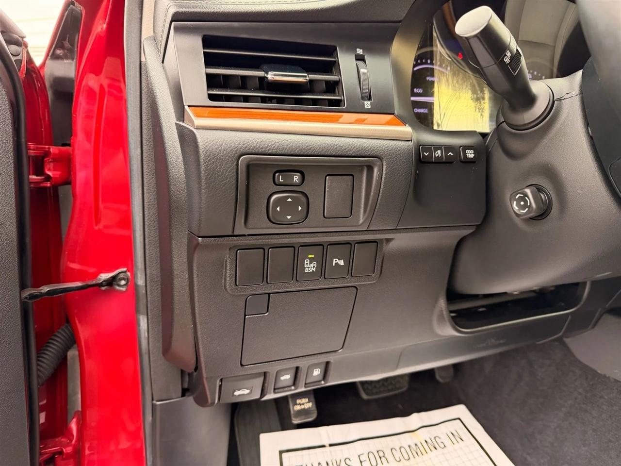 Lexus ES ES 300h Ultra Luxury FWD 2013