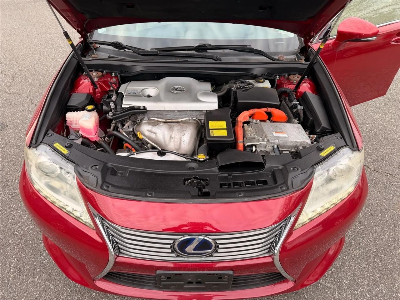 Lexus ES ES 300h Ultra Luxury FWD 2013