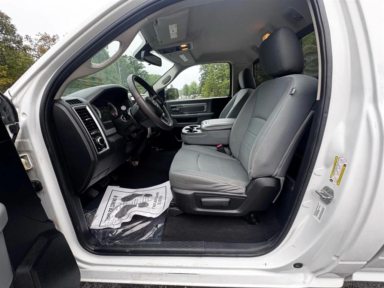 RAM 1500 SLT LWB 4WD 2014