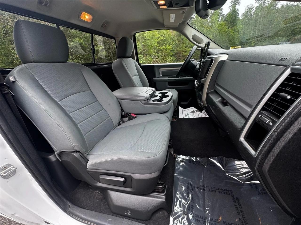 RAM 1500 SLT LWB 4WD 2014