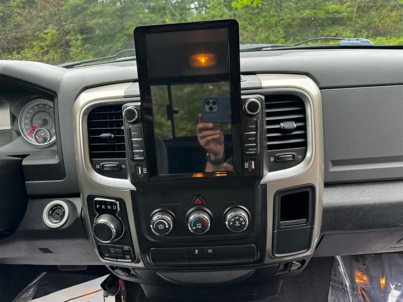 RAM 1500 SLT LWB 4WD 2014