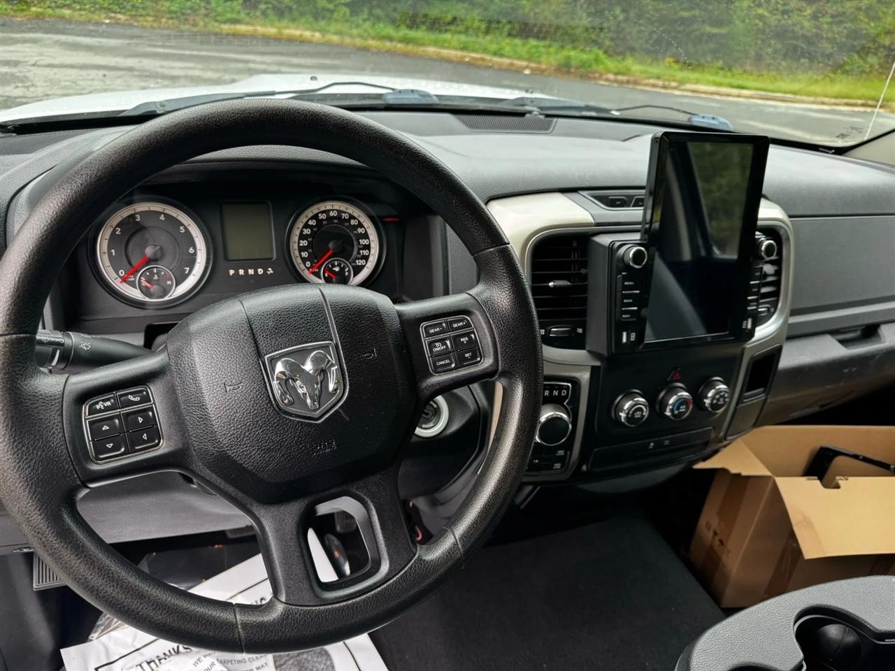 RAM 1500 SLT LWB 4WD 2014