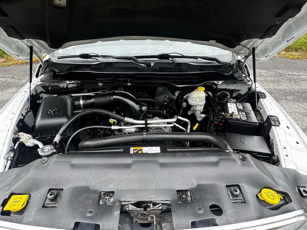 RAM 1500 SLT LWB 4WD 2014