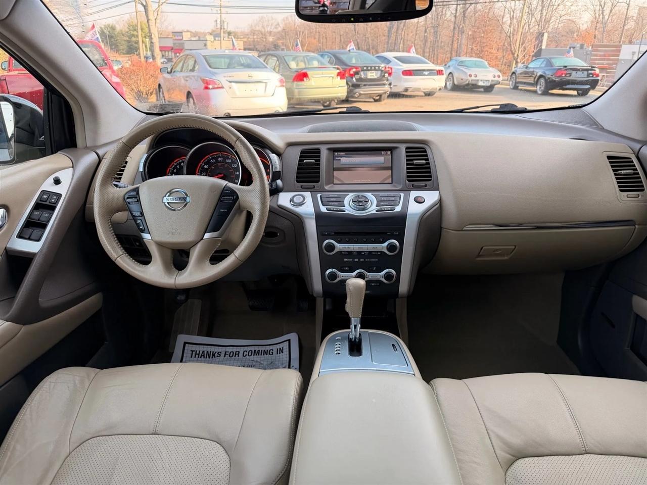 Nissan Murano S AWD 2010