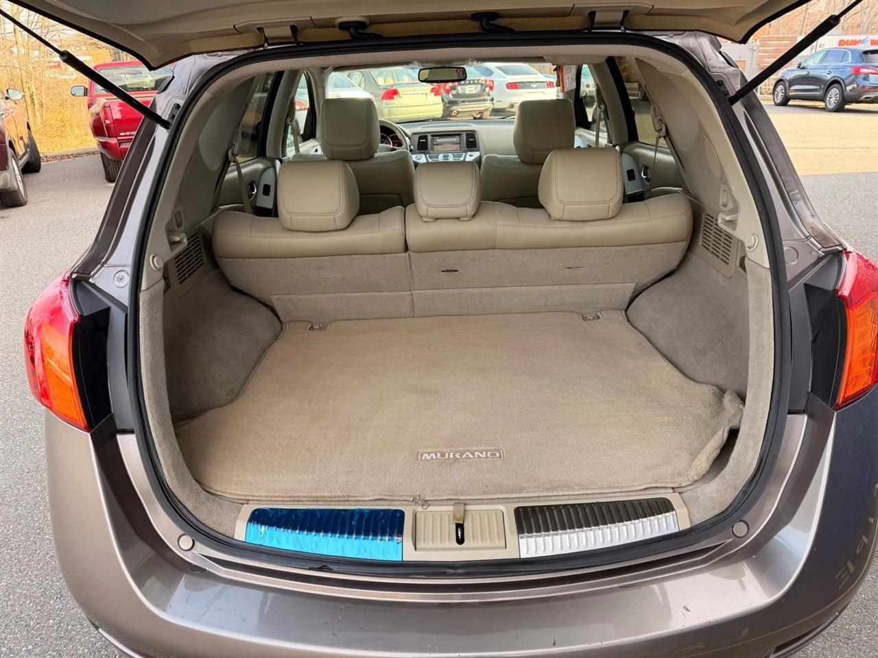 Nissan Murano S AWD 2010