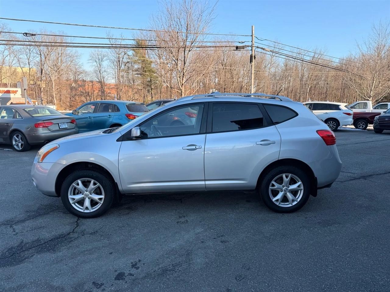 Nissan Rogue S AWD 2009