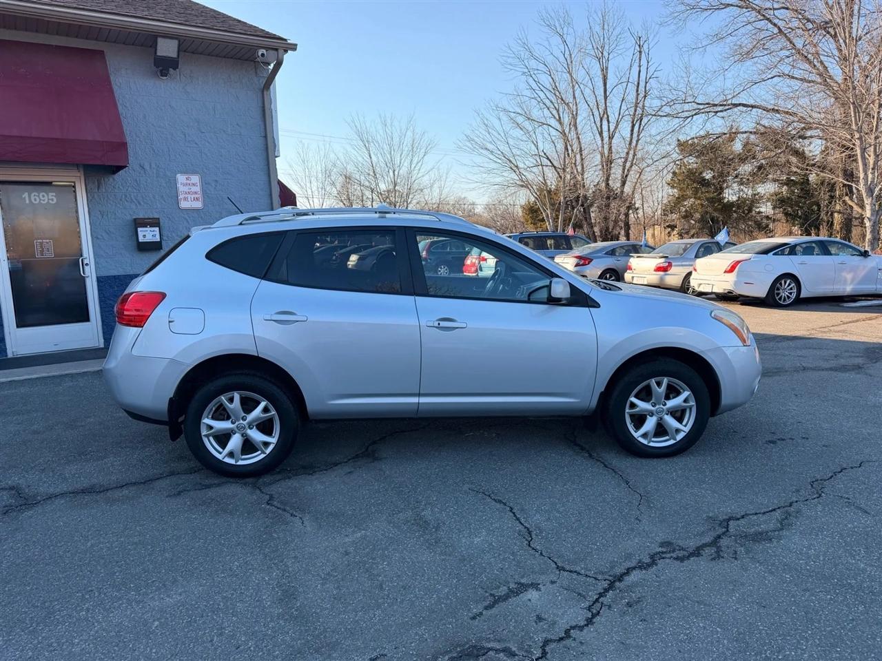 Nissan Rogue S AWD 2009