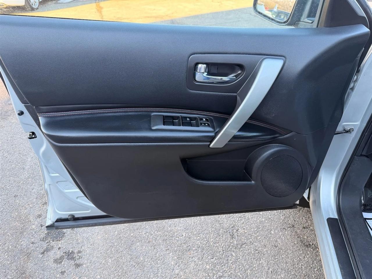 Nissan Rogue S AWD 2009