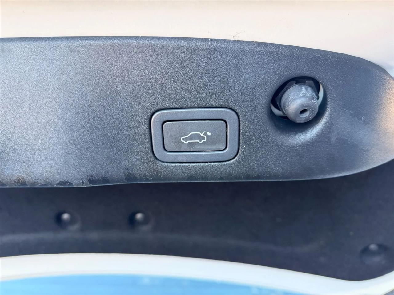 Jaguar XJ-Series XJ 2011