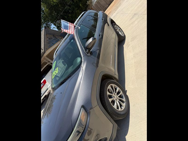 2020 Jeep Cherokee Latitude Plus FWD