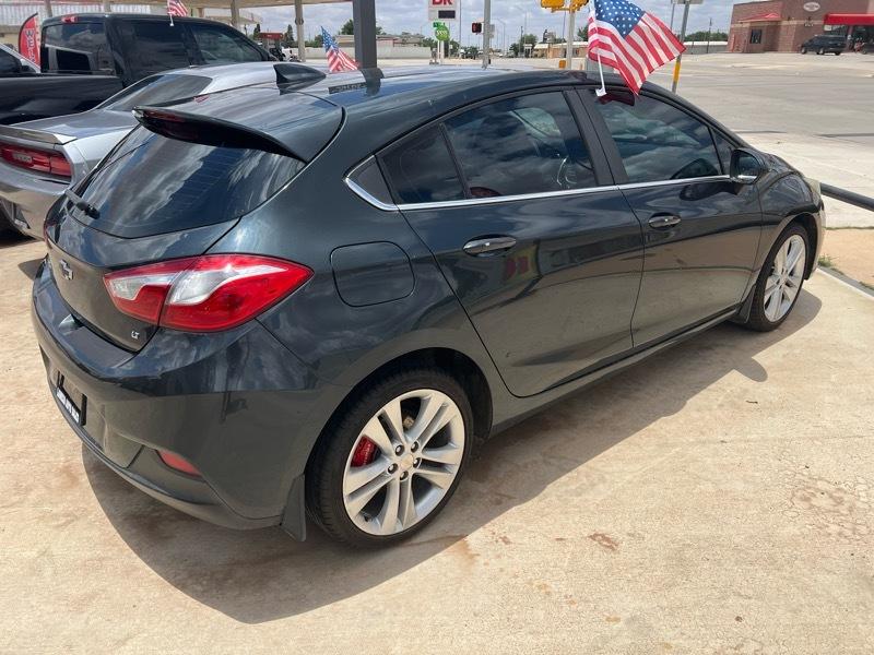 2018 Chevrolet Cruze LT Auto Hatchback