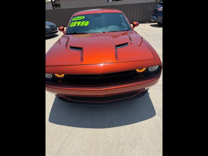 2021 Dodge Challenger SXT