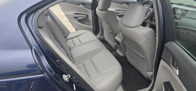 Honda Accord EX-L Sedan AT 2010