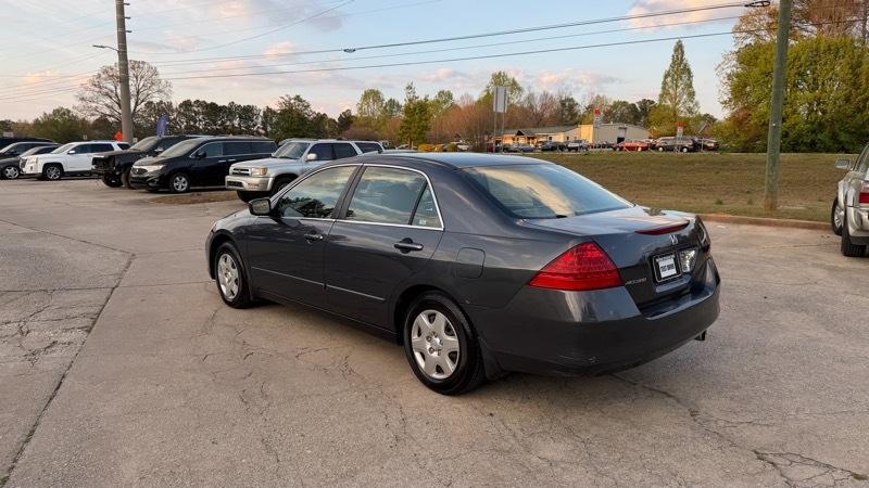 Honda Accord LX sedan AT 2007