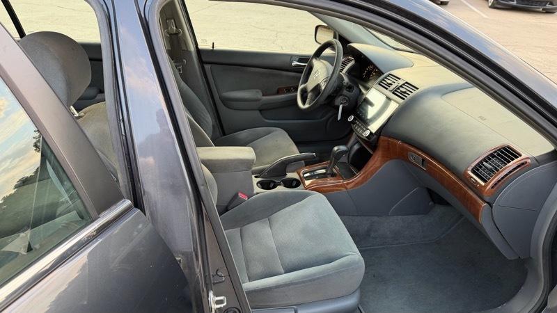 Honda Accord LX sedan AT 2007