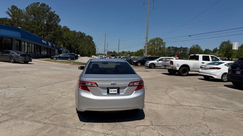 Toyota Camry SE 2012
