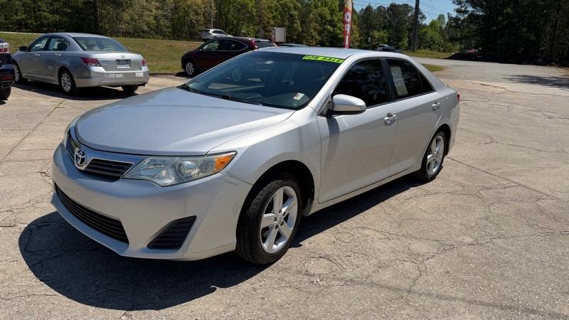 Toyota Camry SE 2012
