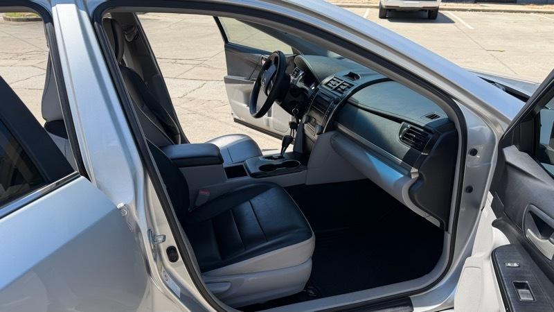 Toyota Camry SE 2012