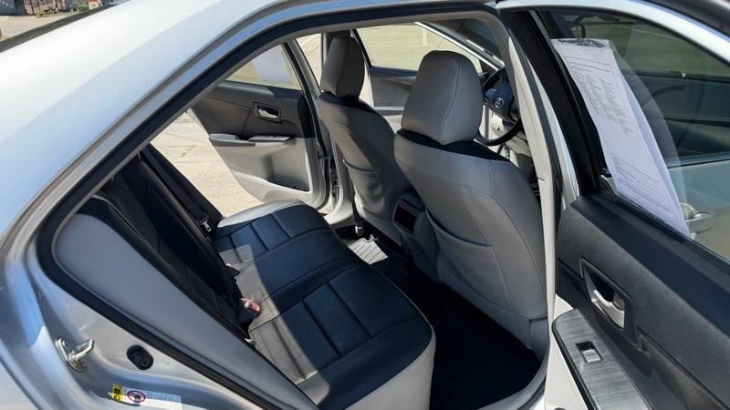 Toyota Camry SE 2012