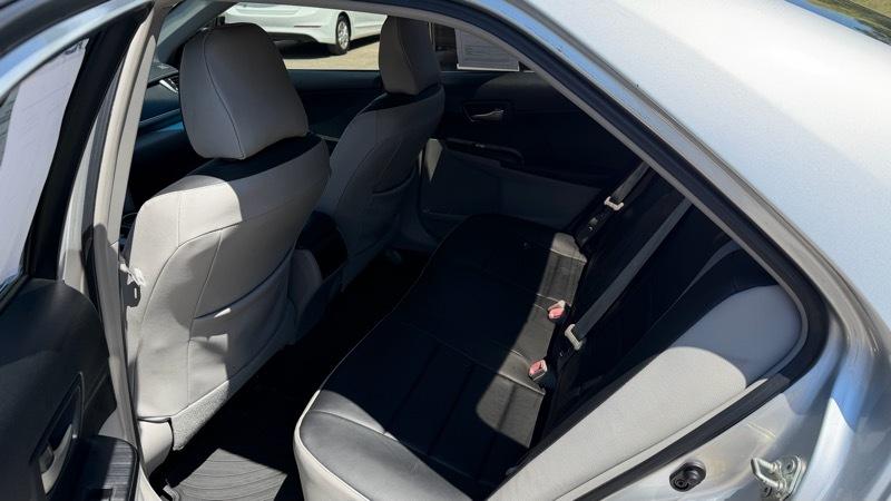 Toyota Camry SE 2012