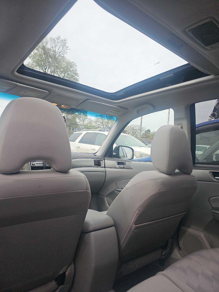 Subaru Forester 2.5X Premium 2010