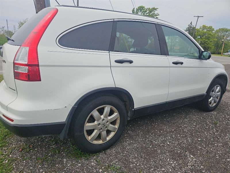 Honda CR-V SE 4WD 5-Speed AT 2011