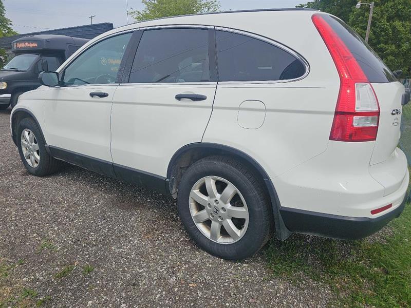 Honda CR-V SE 4WD 5-Speed AT 2011