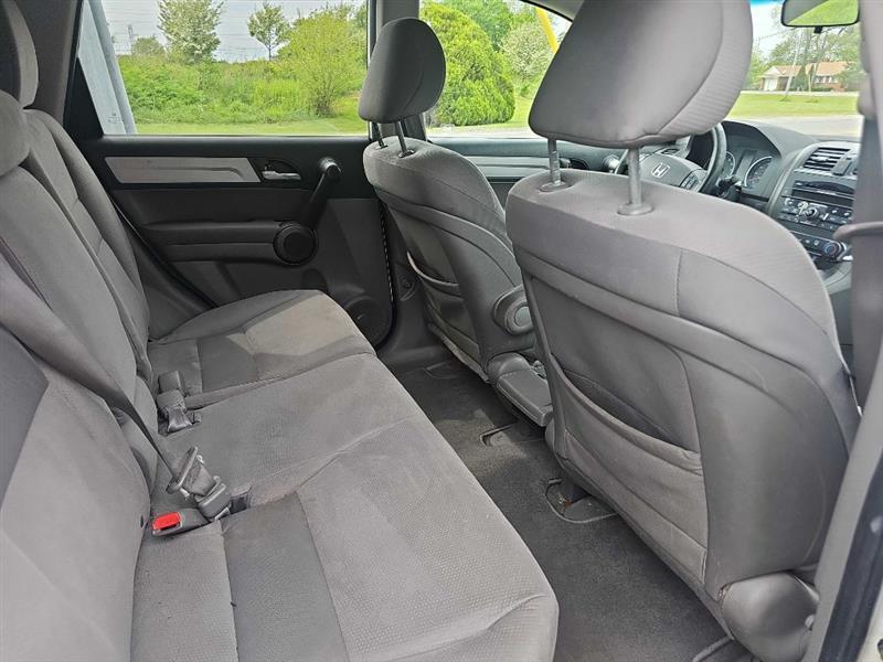 Honda CR-V SE 4WD 5-Speed AT 2011