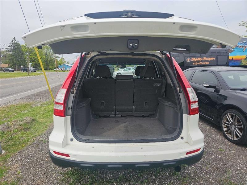 Honda CR-V SE 4WD 5-Speed AT 2011