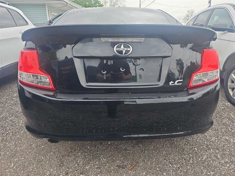 Scion tC Sports Coupe 6-Spd AT 2013