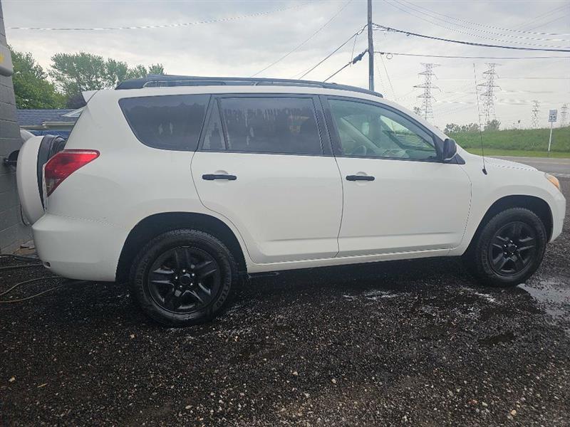 Toyota RAV4 Base I4 4WD 2008