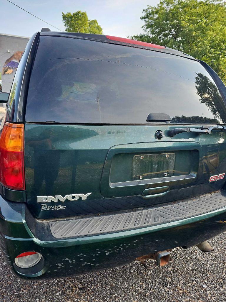 GMC Envoy SLE 4WD 2003