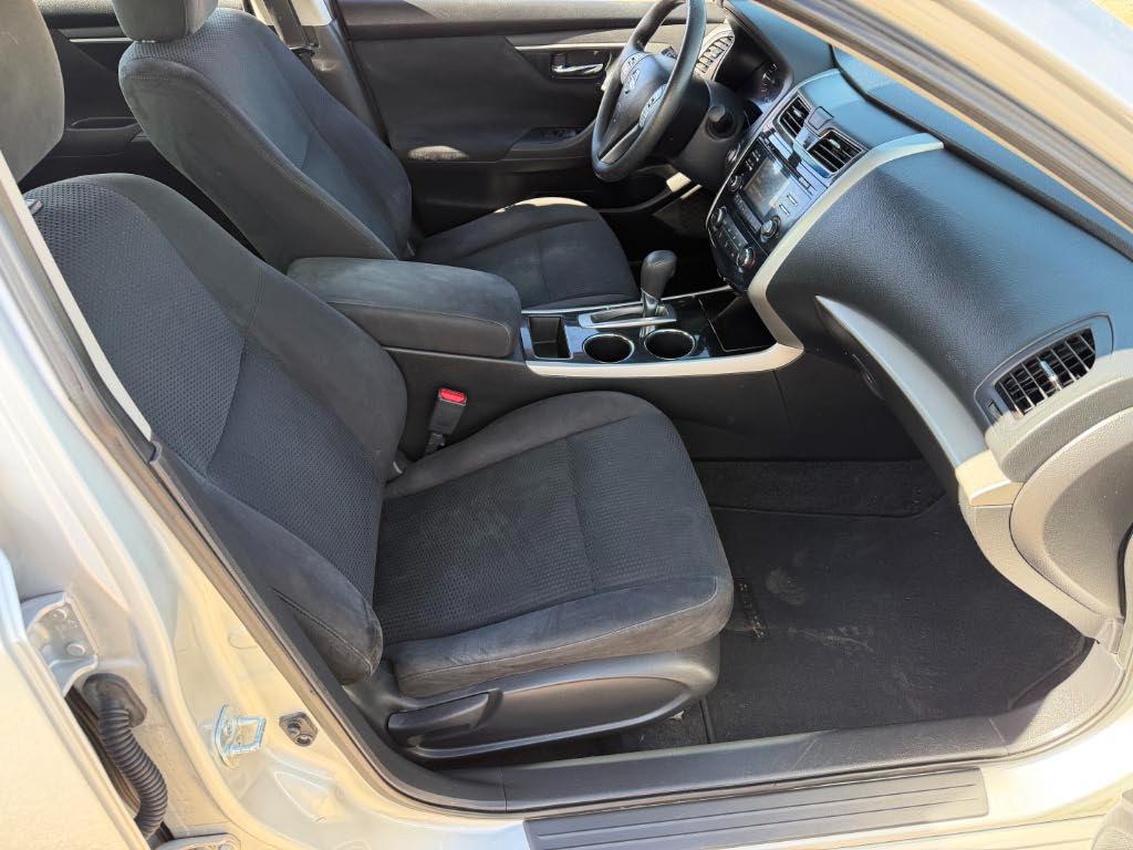 Nissan Altima 2.5 S 2014