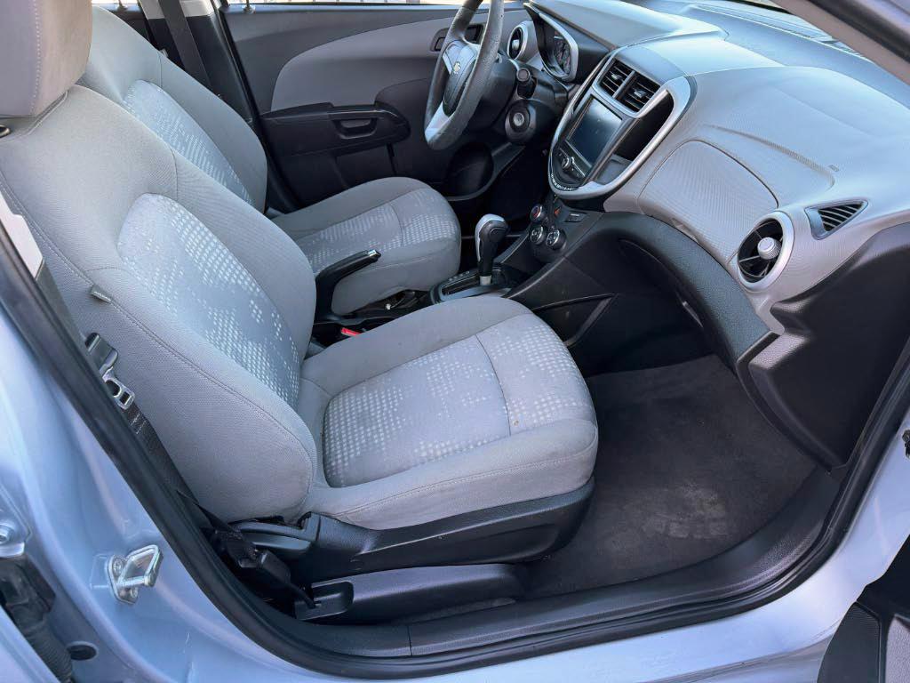 Chevrolet Sonic LS 2017