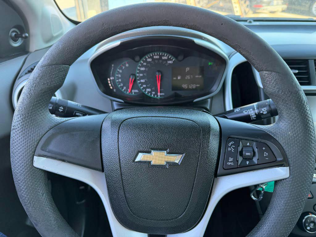 Chevrolet Sonic LS 2017