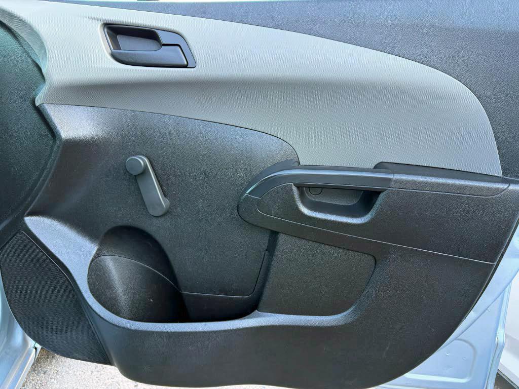 Chevrolet Sonic LS 2017