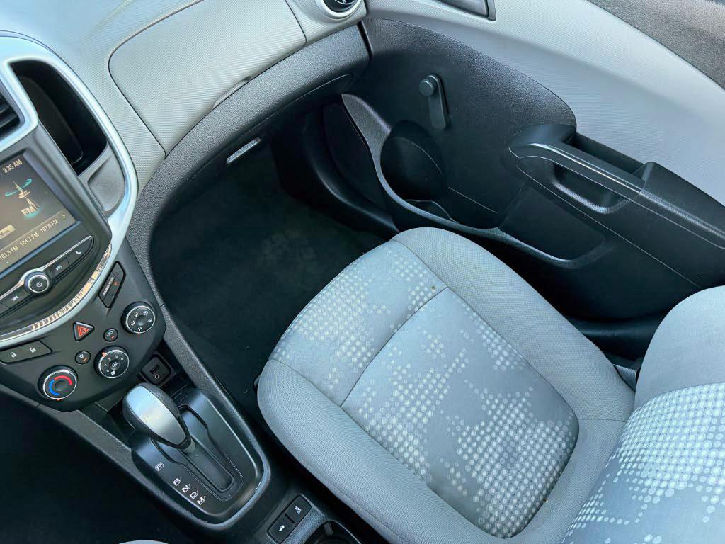 Chevrolet Sonic LS 2017