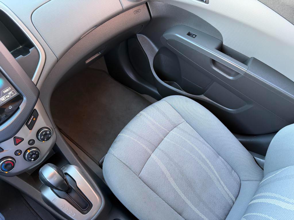 Chevrolet Sonic LT 2013