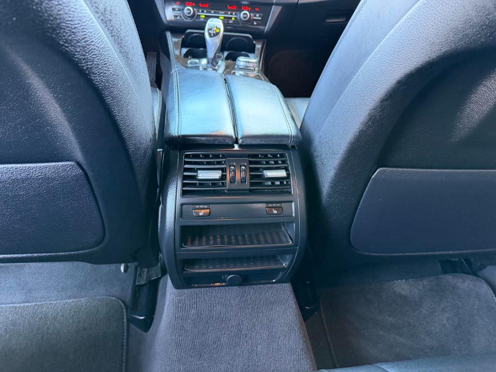 BMW 5-Series 535i 2016