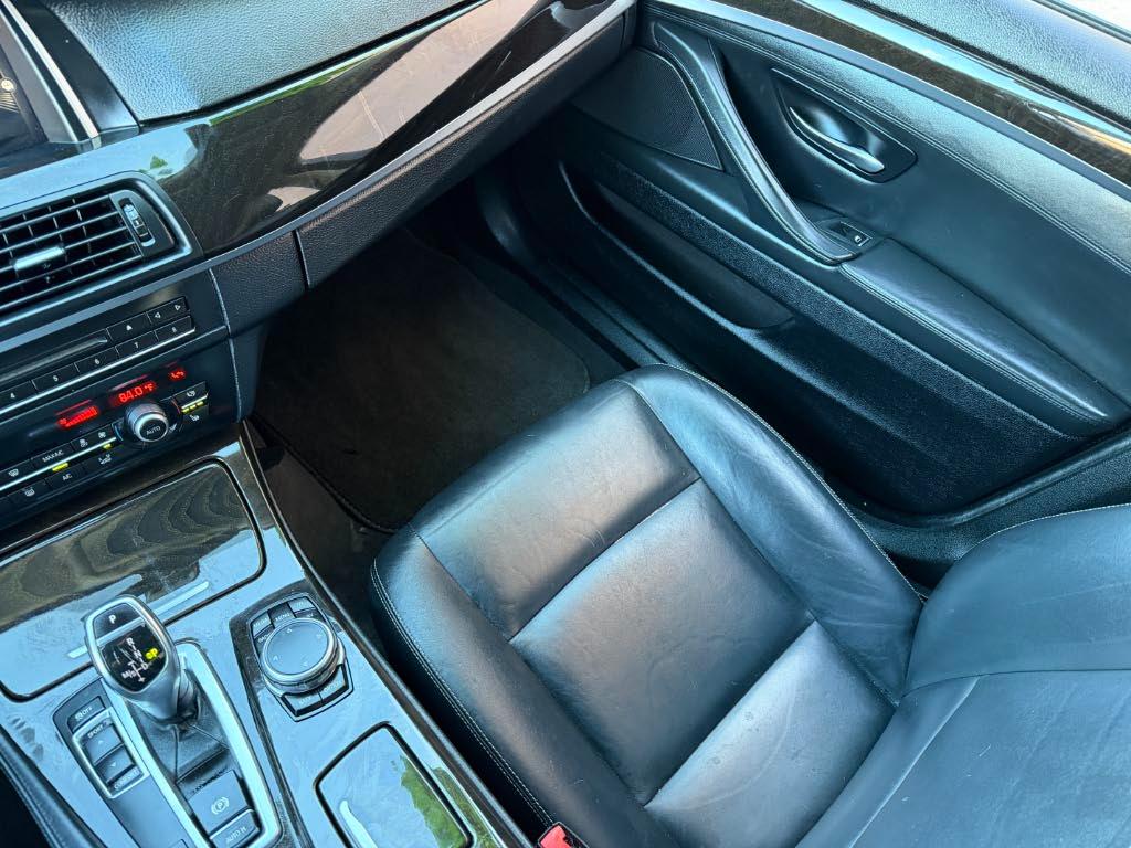 BMW 5-Series 535i 2016