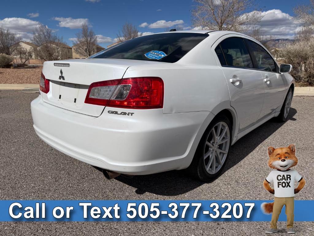 Mitsubishi Galant ES 2011