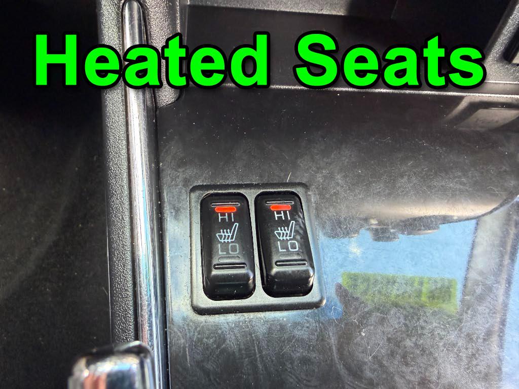 Mitsubishi Galant ES 2011