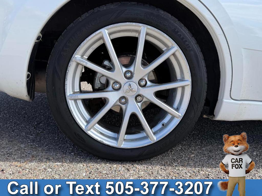 Mitsubishi Galant ES 2011