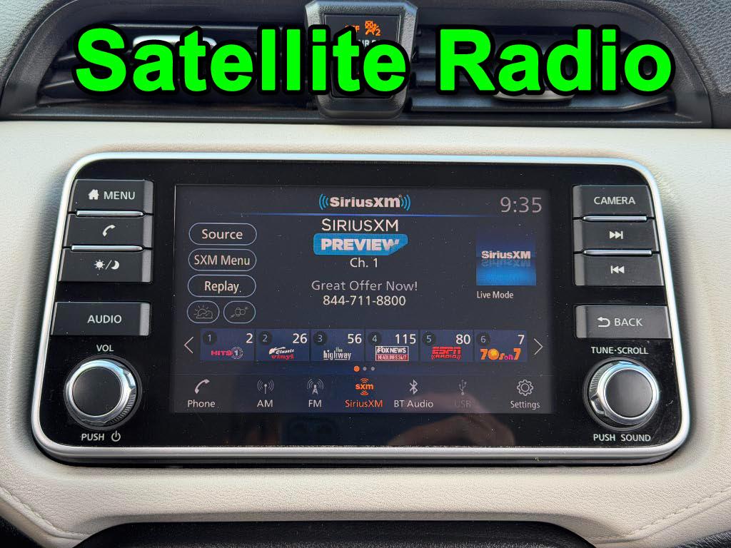 Nissan Versa SV 2021