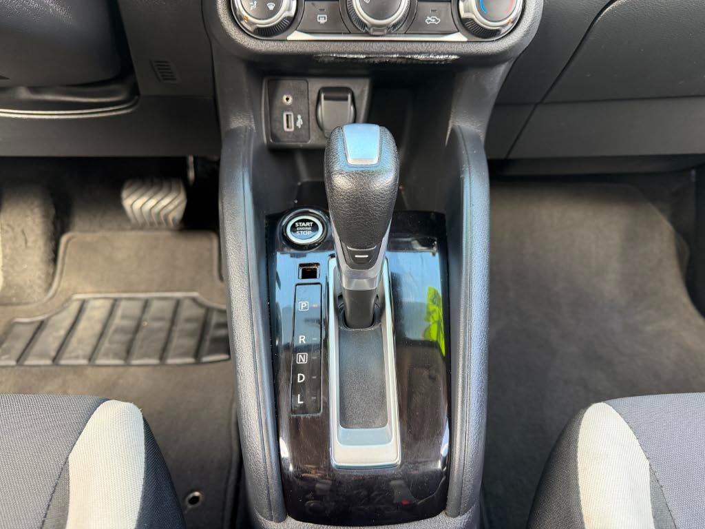 Nissan Versa SV 2021