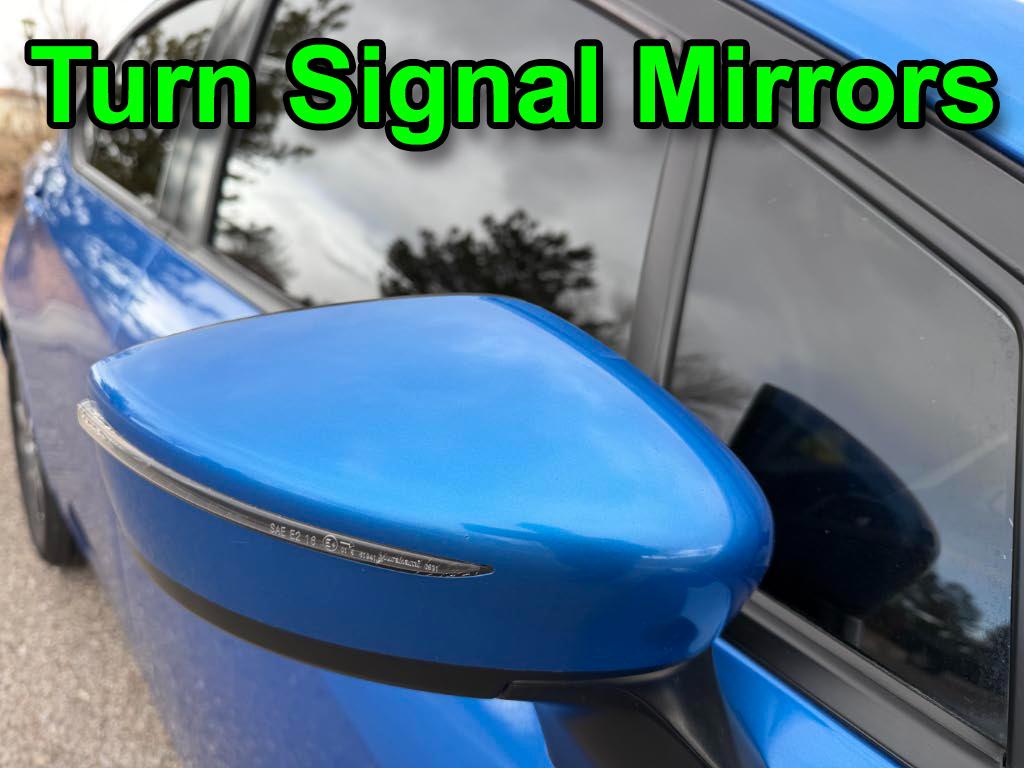 Nissan Versa SV 2021