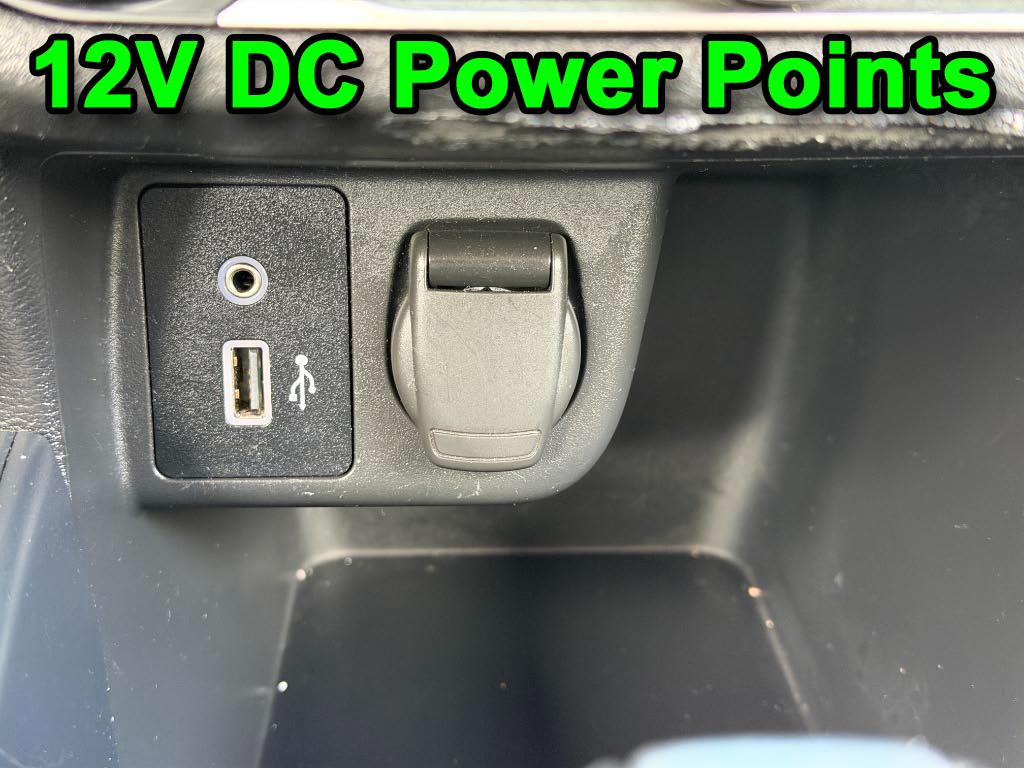 Nissan Versa SV 2021