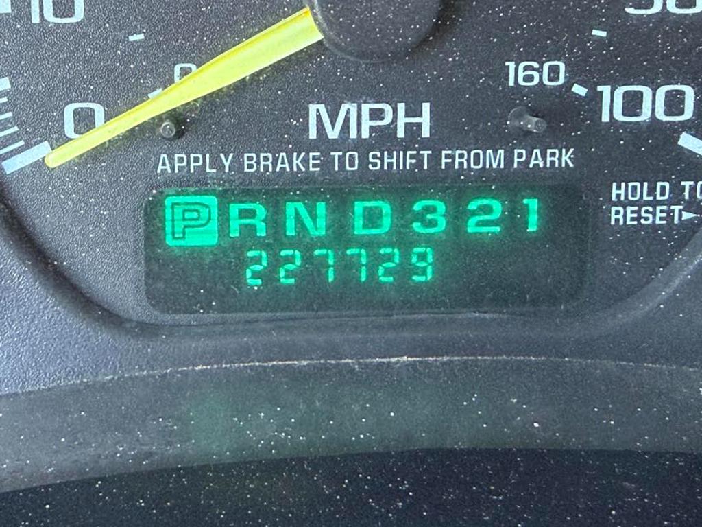 Chevrolet Silverado 1500  2001