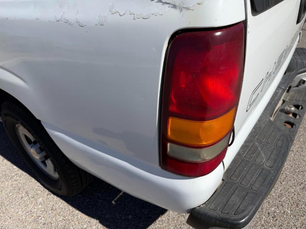 Chevrolet Silverado 1500  2001